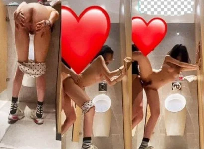 Cặp đôi phang em người yêu trong WC