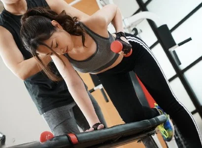 Anh PT số hưởng với người phụ nữ thiếu thốn tình dục âm ái nhiều lần